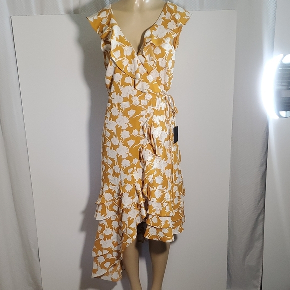 NWT Lulus Floral Ruffle Asymmetrical Wrap Dress in Yellow and White Size L - Picture 2 of 15